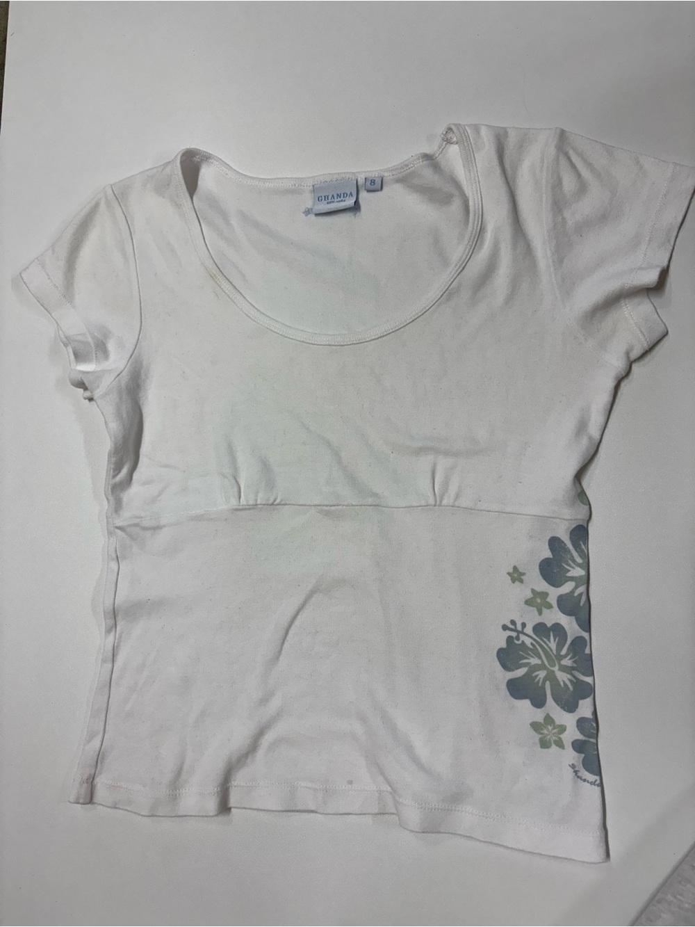 Ghanda White Short Sleeve Scoop Neck Floral Accent Tee